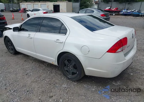 2010 Mercury Milan z USA, uszkodzony, nr VIN 3MEHM0HAXAR642066